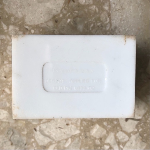 SOLD (Etsy) Art Deco Style Ring Box Navy Velvet - Picture 4 of 5